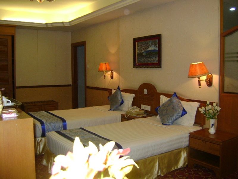 יאנגון Excel Treasure Hotel מראה חיצוני תמונה
