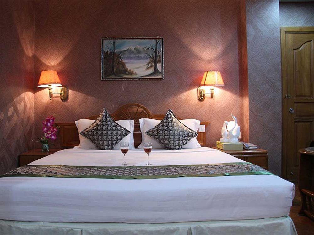 יאנגון Excel Treasure Hotel מראה חיצוני תמונה