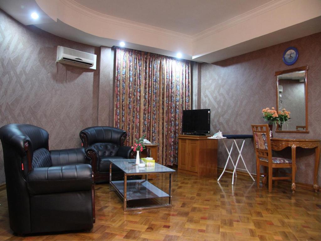 יאנגון Excel Treasure Hotel מראה חיצוני תמונה