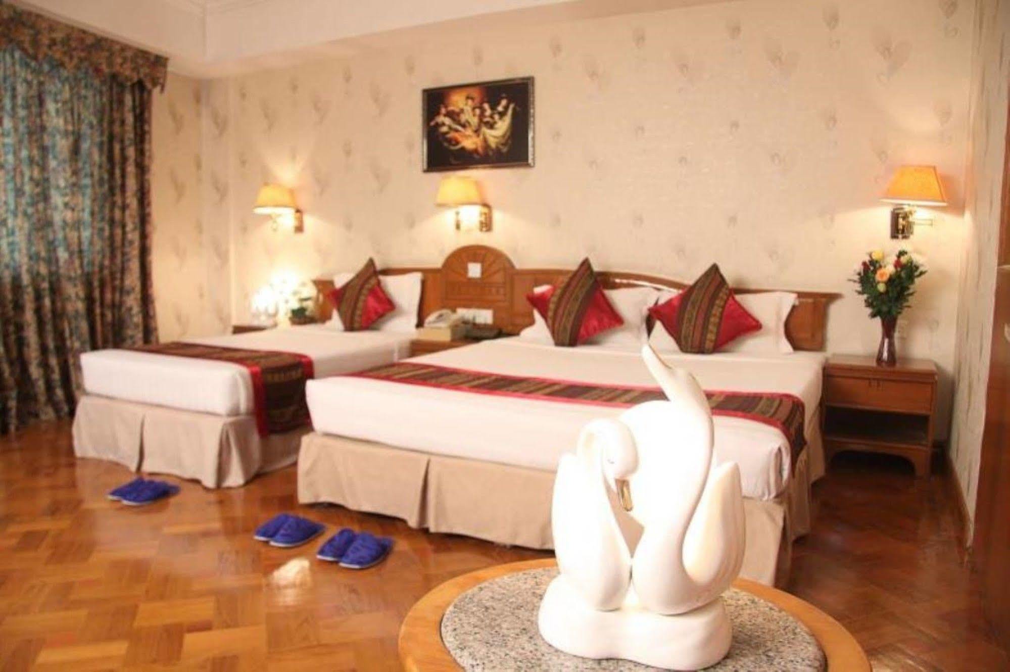 יאנגון Excel Treasure Hotel מראה חיצוני תמונה